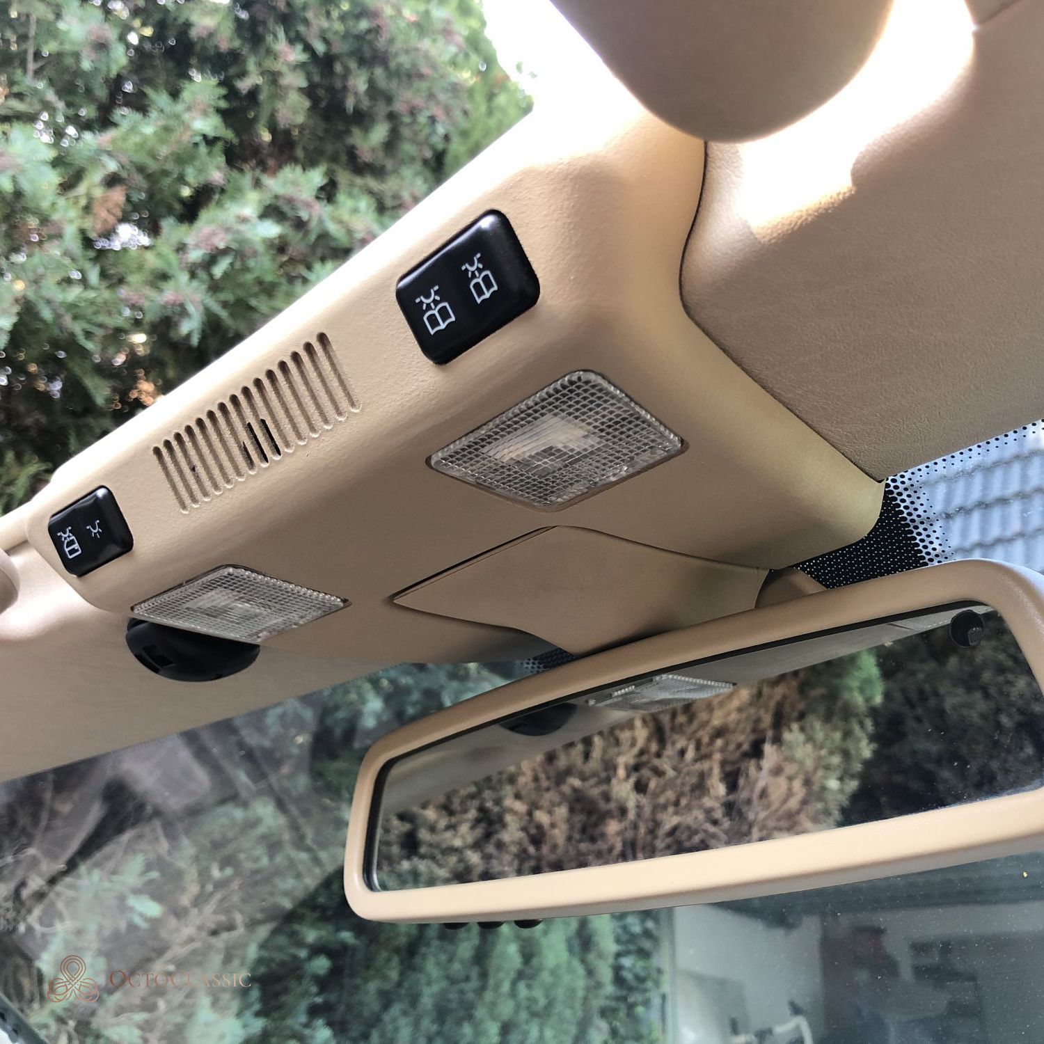 Mercedes SL R129 Innenraum-Deckenleuchten-Konsole A1298200501 Version A