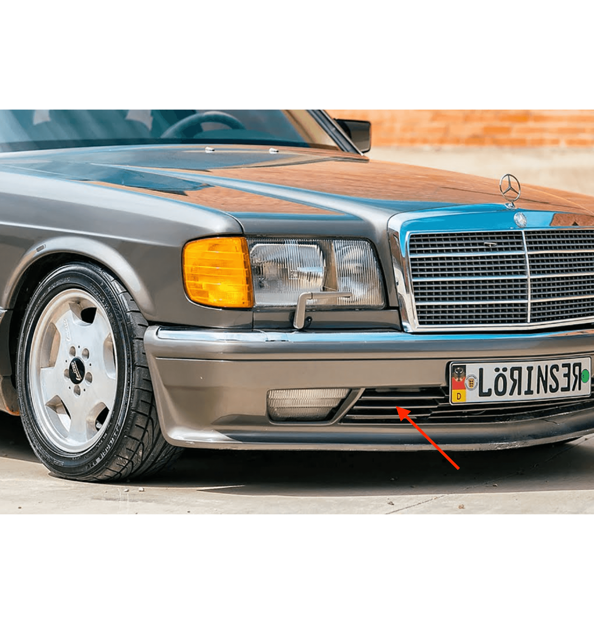 Mercedes W126 Lorinser Abschlepphaken-Abdeckung Stoßfänger vorn Primed Lorinser 488 2038
