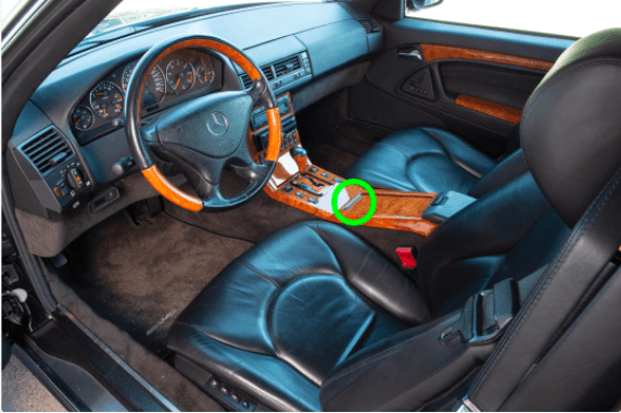 Mercedes R129 R129 Center Console Roller Blind Handle (SL 600)