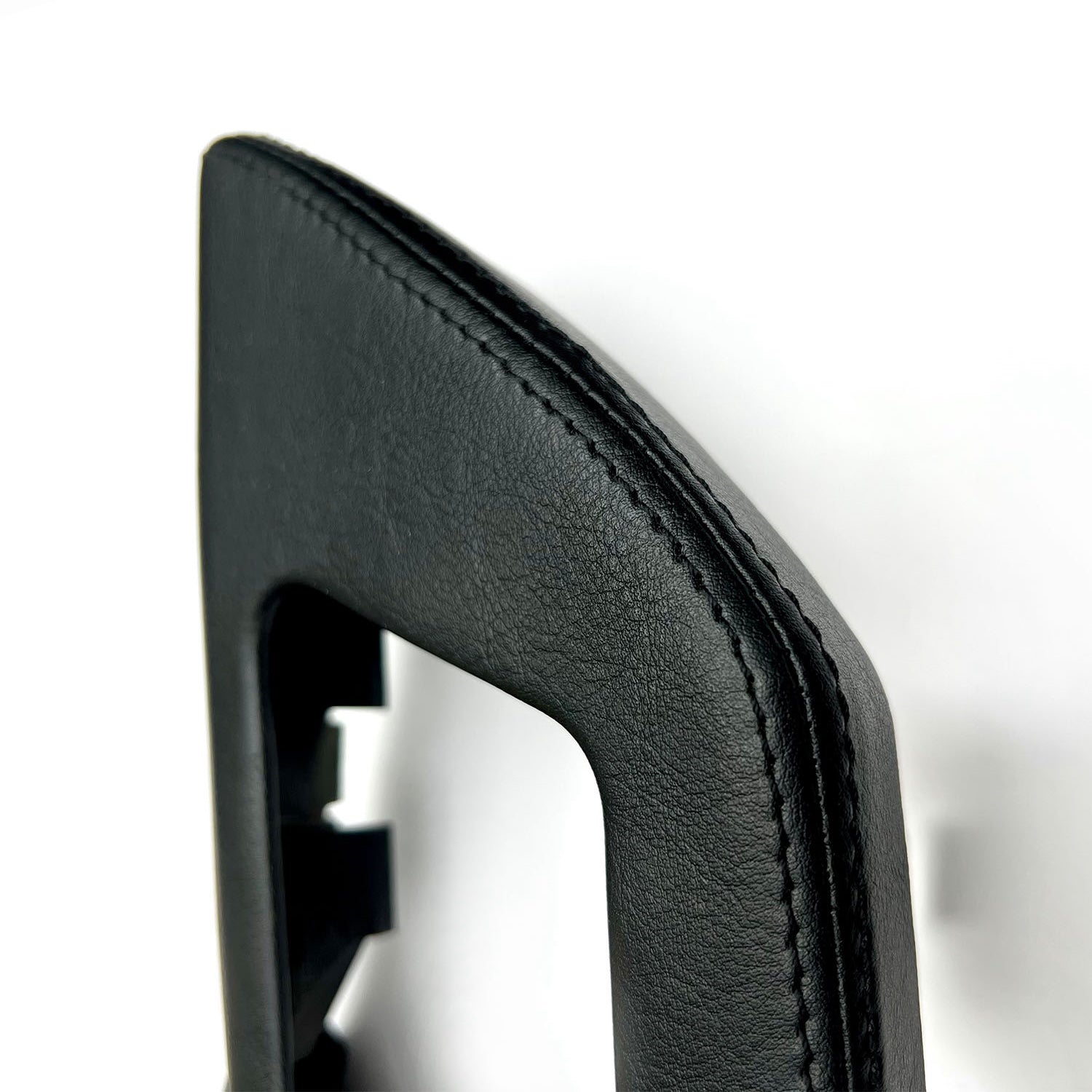 Mercedes R129 R129 SL Interior Seat Belt Outlet Bracket Abdeckung With Faux Leather links/rechts A1299100739 / A1299100839